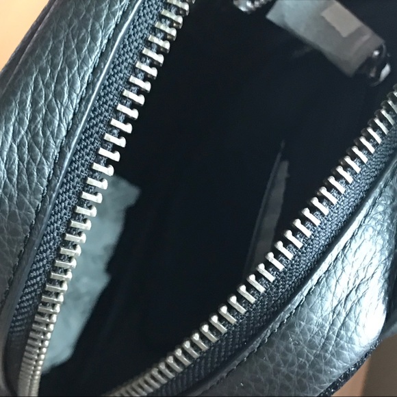 🍃 Coach Turner Pack With Dreamy Leaves Print 🌺 - Picture 13 of 13